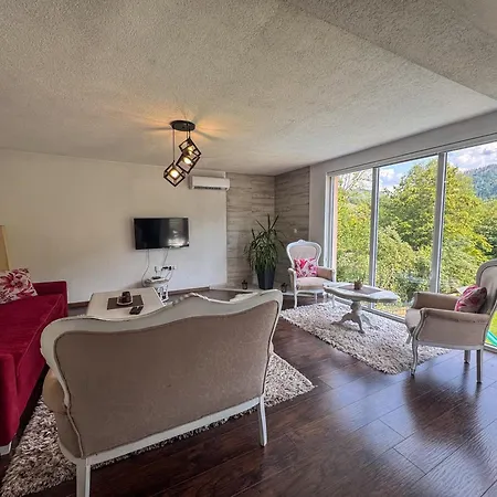 Dom wakacyjny Rest House *